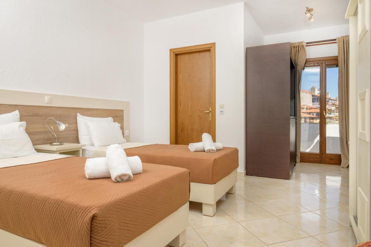 Pension Stelios Ouranoupoli Exterior photo